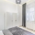 Extrem - Comfy 부다페스트